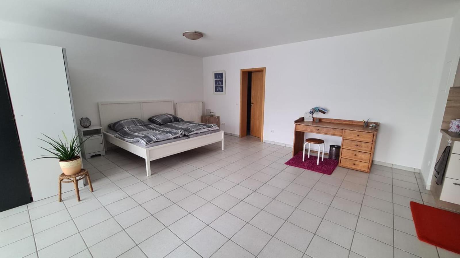 Ruhige Ferienwohnung Am Rande Des Nordschwarzwalds Straubenhardt エクステリア 写真