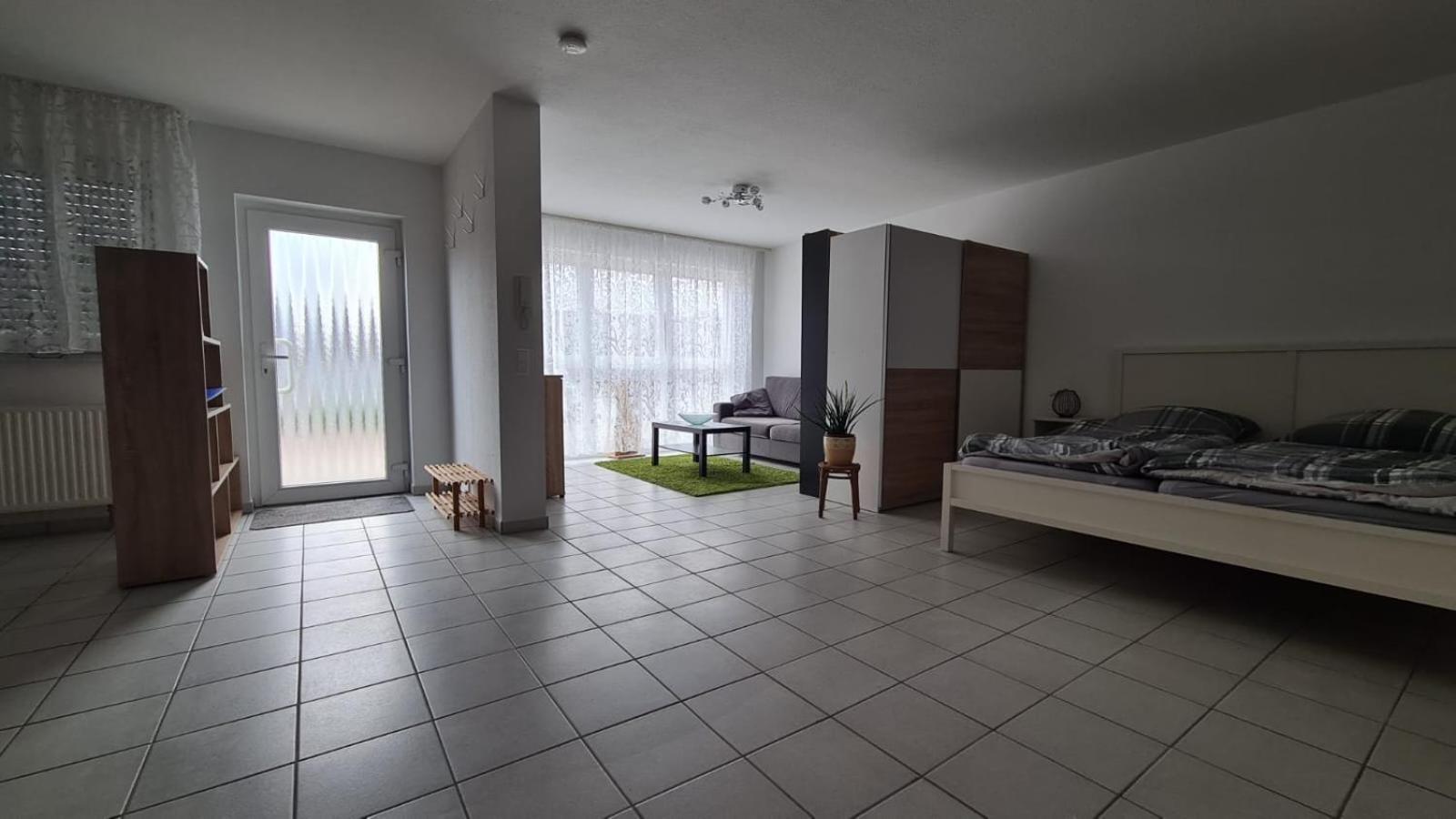 Ruhige Ferienwohnung Am Rande Des Nordschwarzwalds Straubenhardt エクステリア 写真